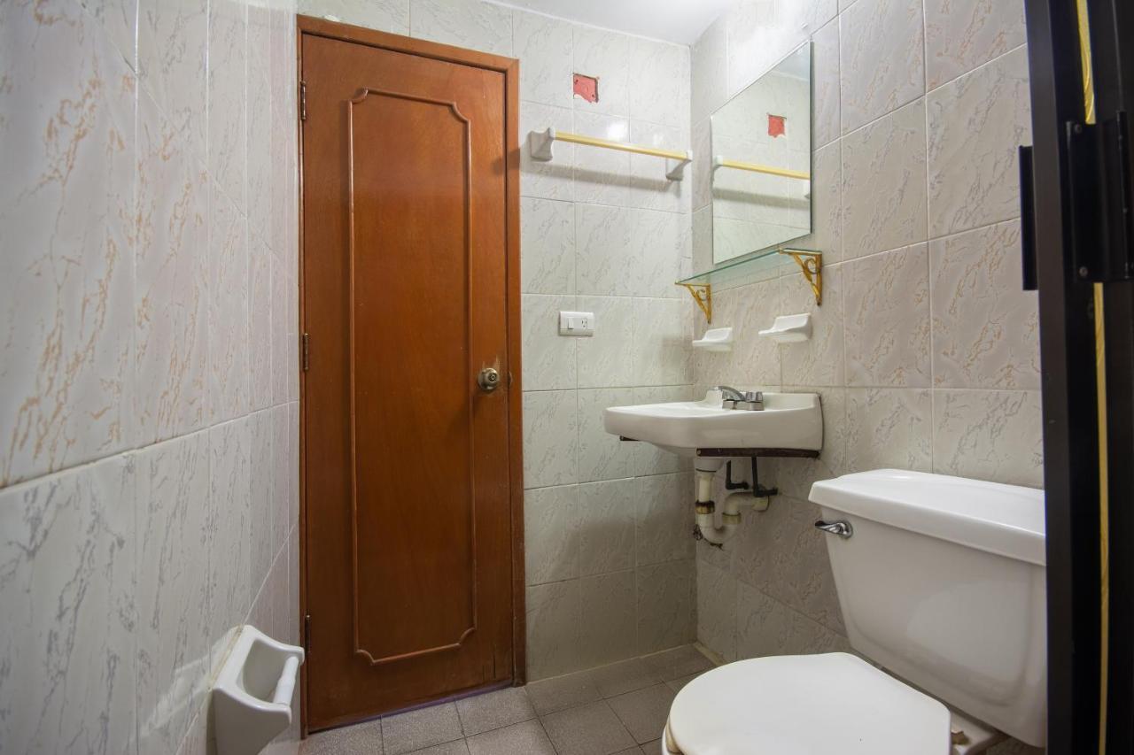 Oyo Hotel El Arabe, خالابا المظهر الخارجي الصورة